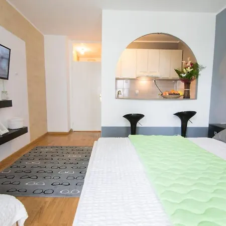 Ferienwohnung Maxim Belgrad Exterior foto